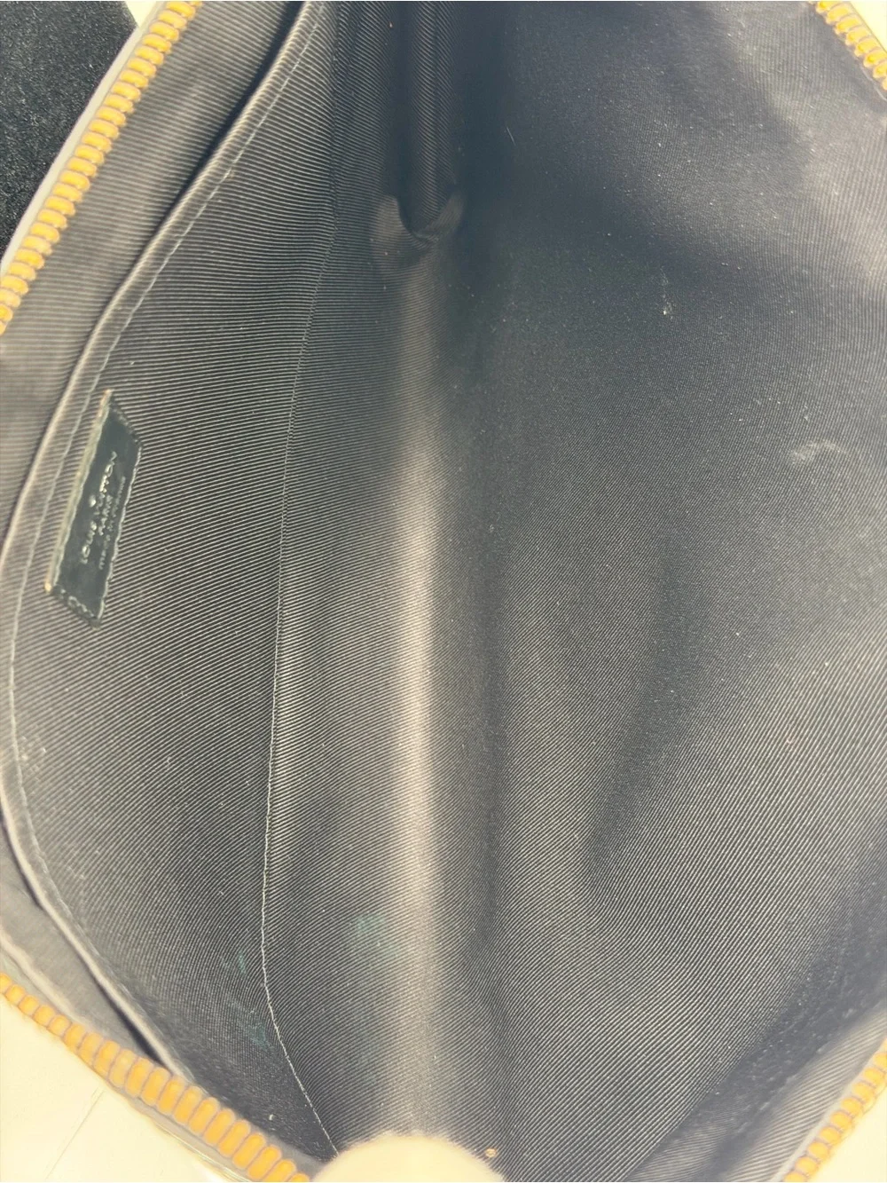 Louis Vuitton Monogram Eclipse Discovery Pochette w/Entrupy COA🖤🩶 - Picture 13 of 16